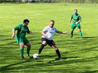 Bild: Felix Zimmer im Zweikampf