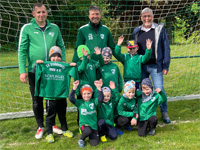 Bild: Neue Trainingsanzüge für unsere Fußballkinder